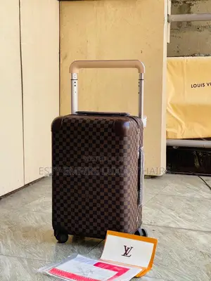 High Quality Luxury Louis Vuitton Trolling Box