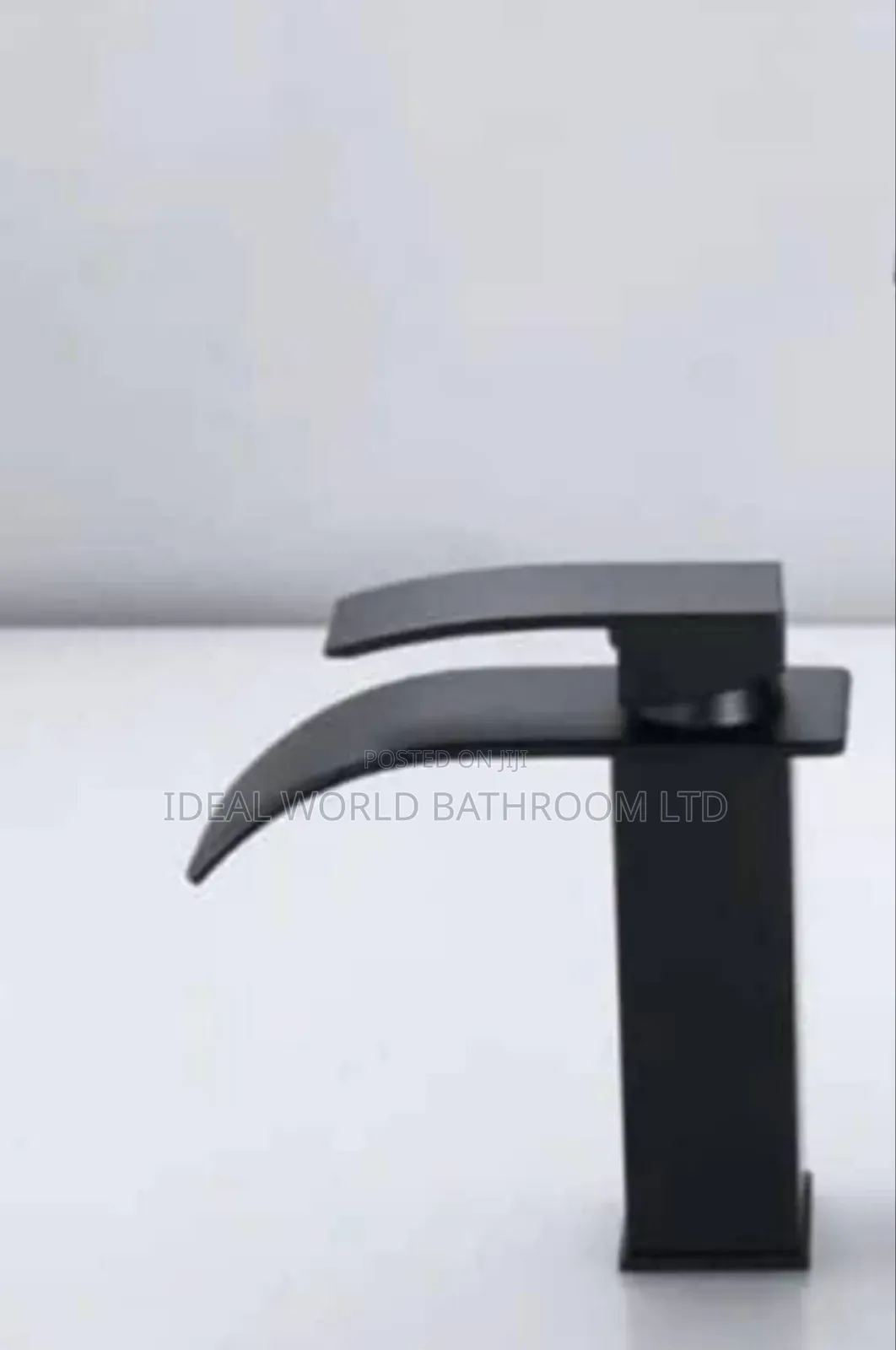 Short Basic Water Fall Tap