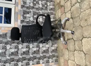 Office Swivel Chair With Head Rest