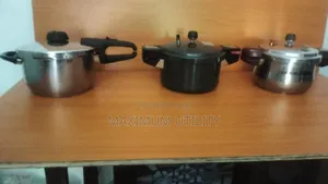 Pressure Pot 3.5 to 4 LTRS Non Stick and Stainless Different Sizes