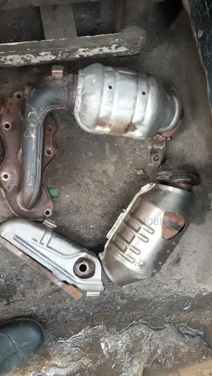 Direct Tokunbo Catalyst for Toyota Highlander and Rx 350