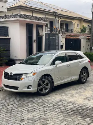 Toyota Venza 2010 White