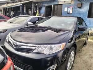 Toyota Camry LE 4dr Sedan (2.5L 4cyl 6A) 2013 Black