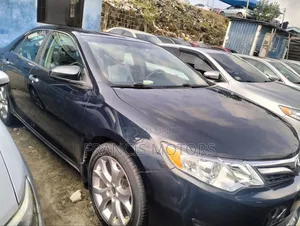 Toyota Camry LE 4dr Sedan (2.5L 4cyl 6A) 2013 Black