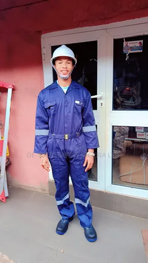 Aaa Coverall Gown