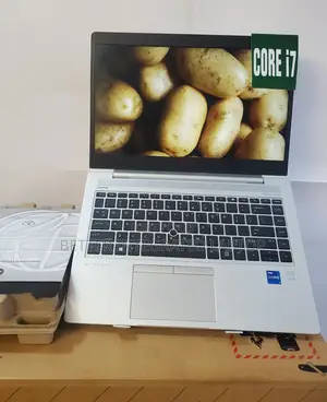 New Laptop HP EliteBook 8560P 8GB Intel Core i7 SSD 256GB