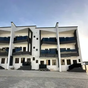 4bdrm Townhouse/Terrace in Wuse Abuja for sale