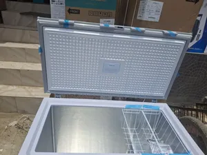 Lg Single Door Chest Freezer