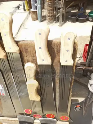 Crocodile Cutlass