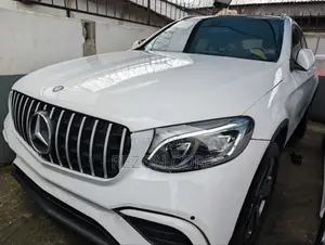 Mercedes-Benz GLC-Class 2019 White