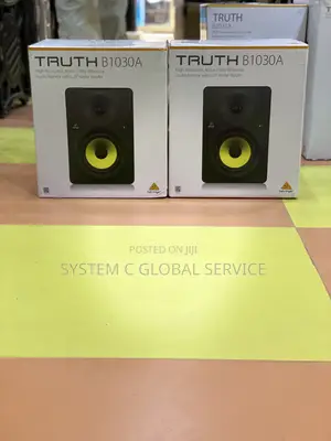 Behringer Truth B1031a Studio Monitor Speaker
