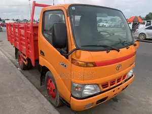 Toyota Dyna 200