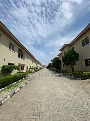 4bdrm Townhouse/Terrace In Sangotedo For Sale