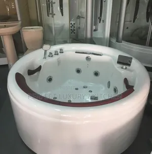 Round Jacuzzi Bathtubs Full Options