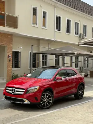 Mercedes-Benz GLA 250 2016 Red