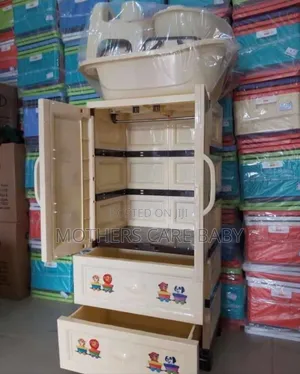Drawer With Bath