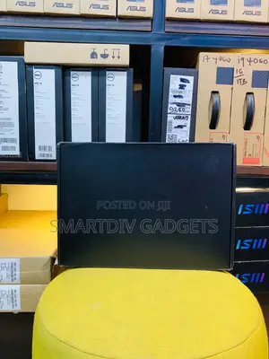 New Laptop Dell Latitude 9440 16GB Intel Core Ultra 7 SSD 512GB