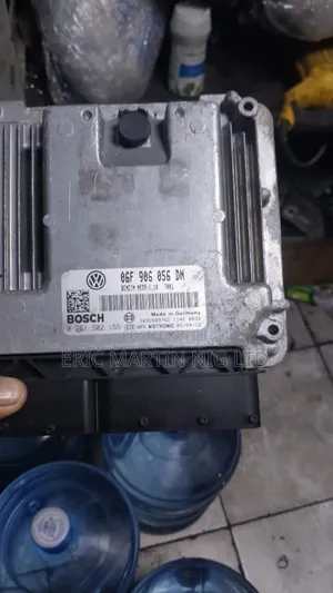 Engine Brain Box Box Volks Passat Fsi Non Turbo 2008 Model