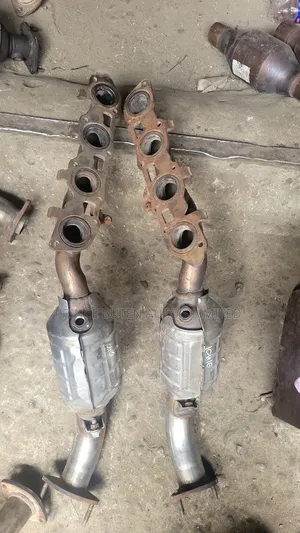 Engine Catalyst Landcruiser Separate Manifold