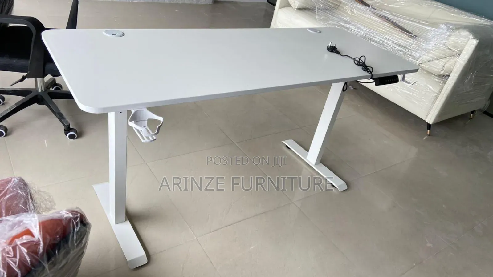 1.6 Meter Electric Adjustable Table