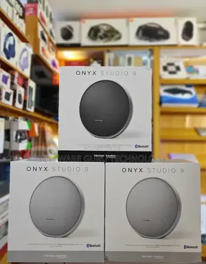 Onyx Studio 9