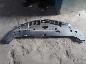 Lexus Is 250 2015 Model Radiator Cover
