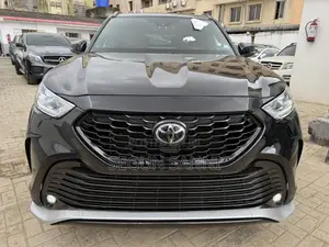Toyota Highlander XSE 2021 Black