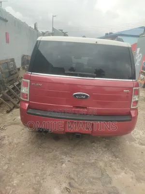Ford Flex 2010 Red
