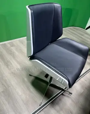 Low Back Office Chair / Executive.