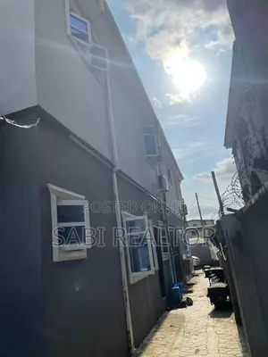 Furnished 3bdrm Duplex in Egbeda for sale