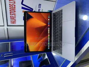 Laptop Apple MacBook Air 2019 8GB Intel Core i5 SSD 256GB