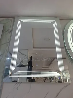 Square Mirror