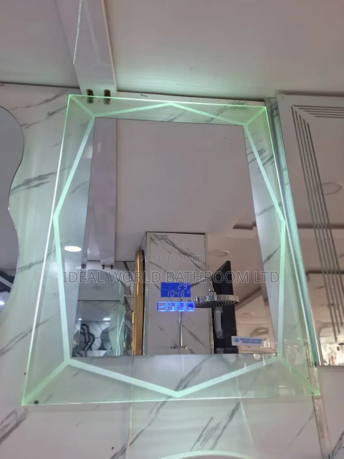 Square Mirror