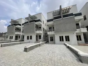 4bdrm Townhouse/Terrace in Guzape District for sale