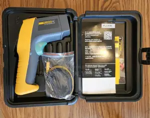 Fluke 561 Infrared Thermometer