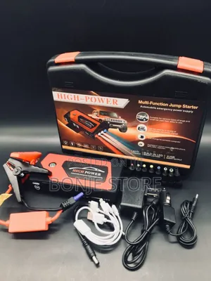 Qy33 High-Power Multi-Function Jump Starter for Cars