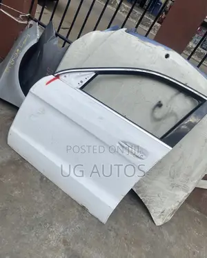 Front Left Door Mercedes Benz Ml350 2014 (W166)