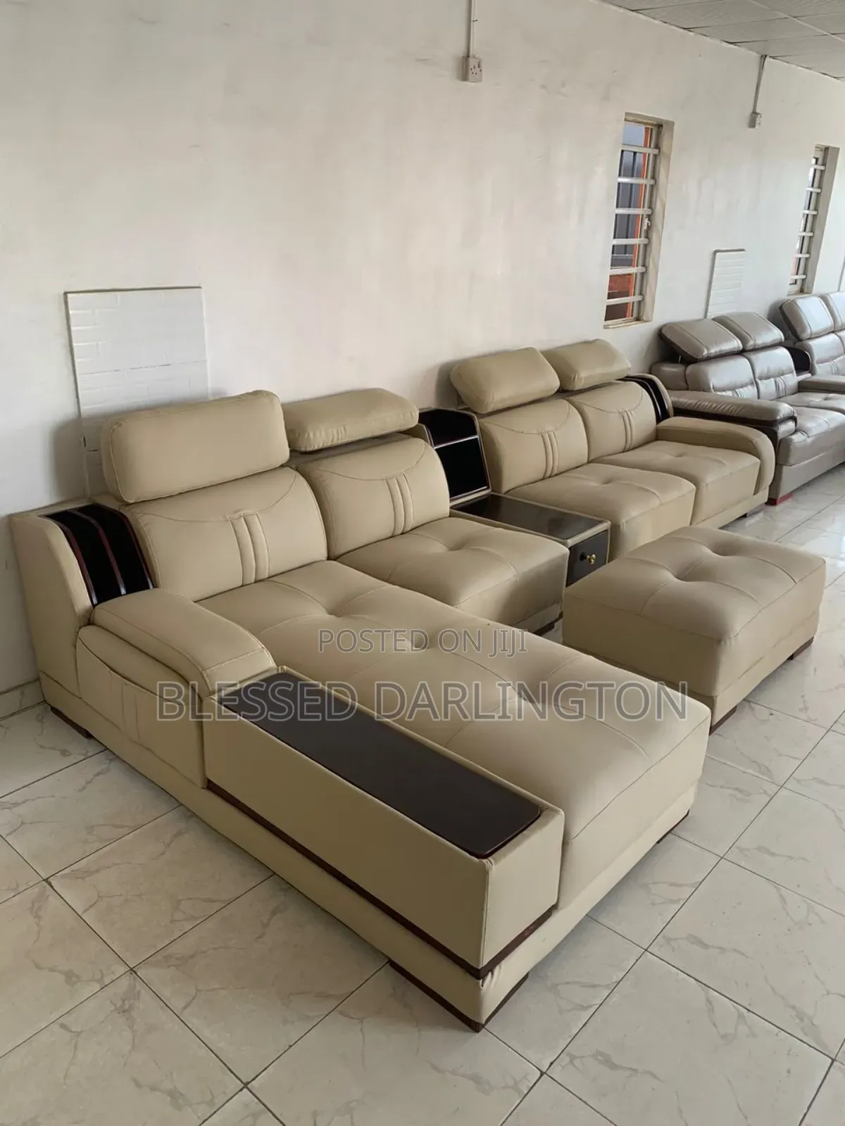 Quality Imported Foreign Sitting Room Sofa