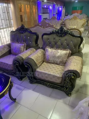 Amazing Quality Royal Chair