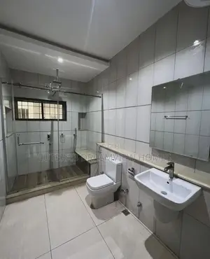 4bdrm Duplex in Tarred Road, Guzape District for rent