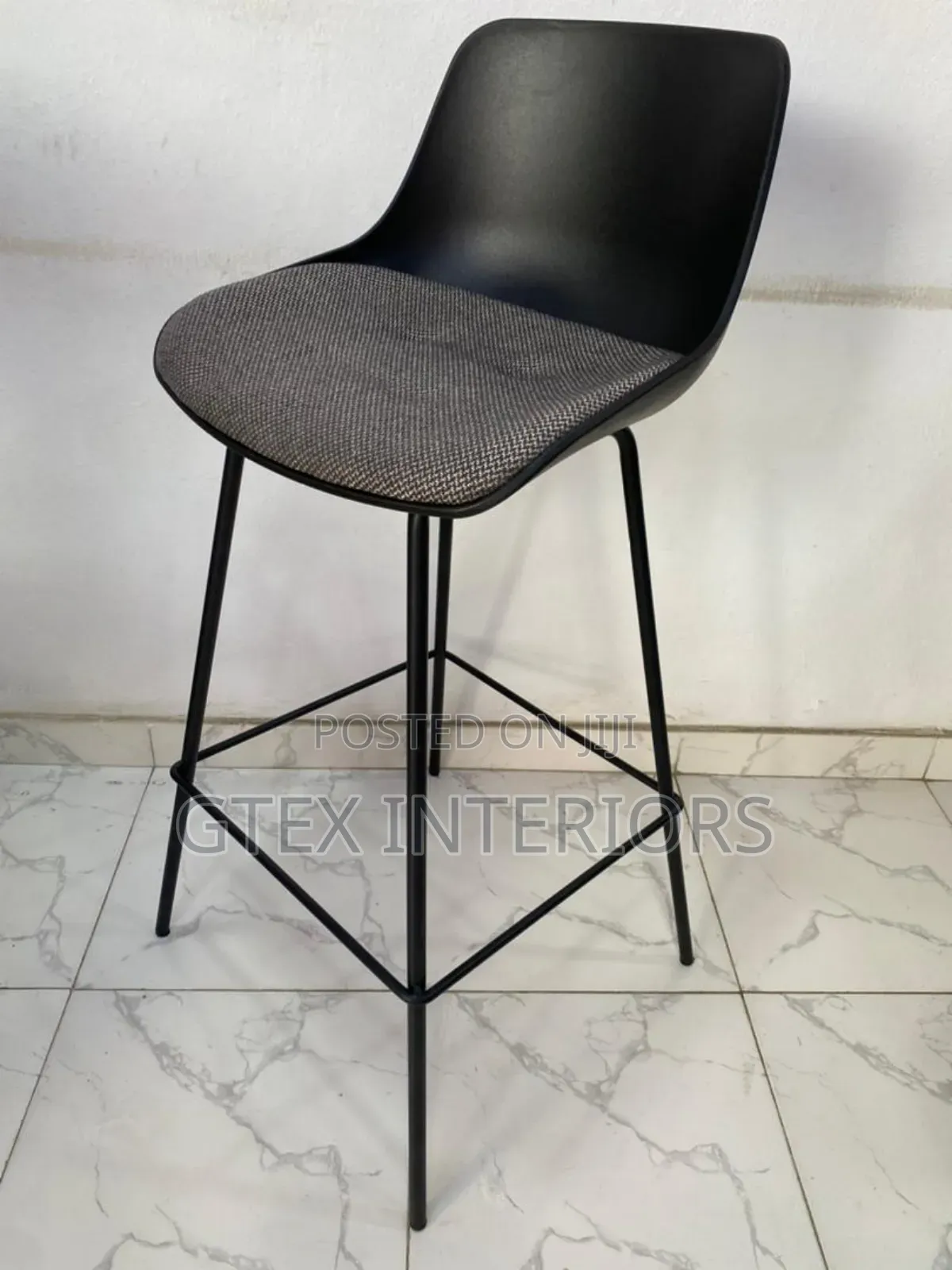 Bar / Kitchen Stool