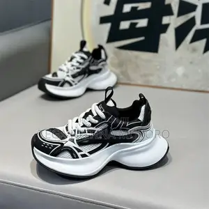 Stylish Design Unisex Sneakers