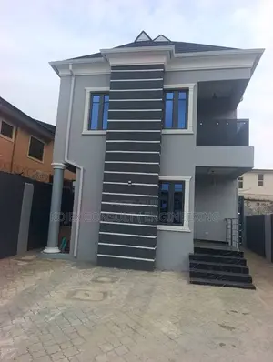 5bdrm Duplex in Ogba for sale