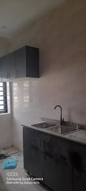 2bdrm Apartment in Buckner Estate, Isheri / Egbe Idimu for rent