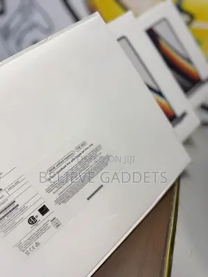 New Laptop Apple MacBook Pro 2021 M1 16GB Apple M1 Pro SSD 1T