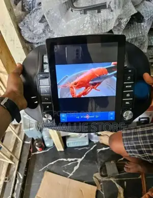 Toyota Rav4 Long Screen Android + Reverse Camera