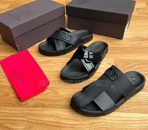 Original Valentino Garavani Leather Slippers in 3 Design