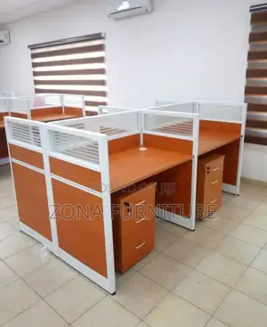 High Quality Foreign Design Executive Work Station by (4) Seater