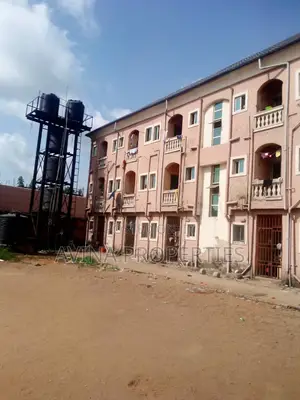 30 Rooms All en-Suite With Extra One Plot on It for Sale in Owerri