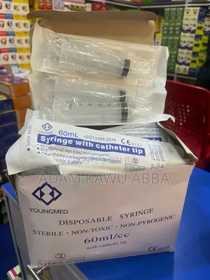 Disposable Syringe Sterile • Non-Toxic • Non-Pyrogenic 60ml